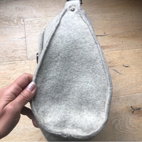 🔥STUNNING 🔥WOOL FELTED TOTE BAG Kate Spade Large Beantown HOBO price firm! - Picture 7 of 9